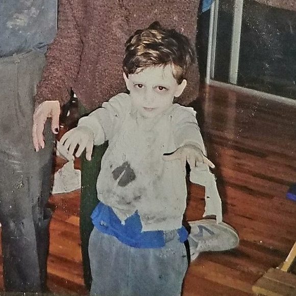 Meet your Posher, Blake - Picture 1 of 1